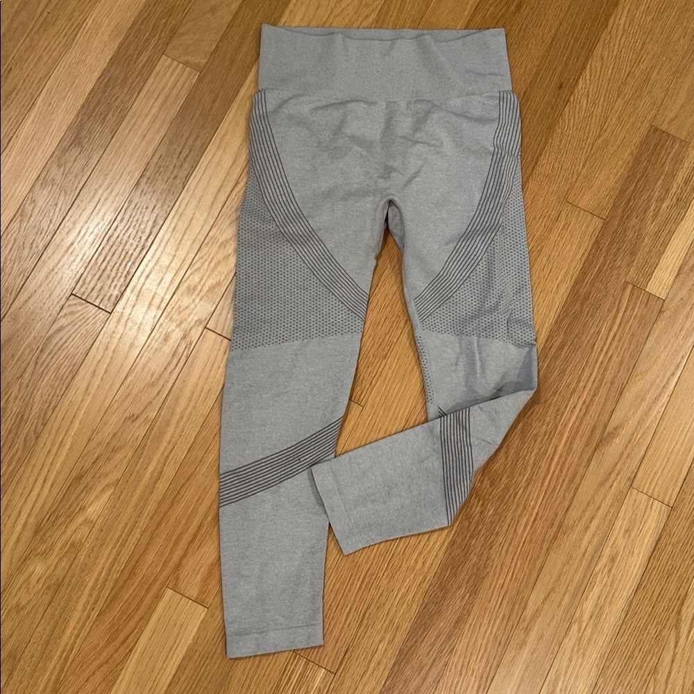 Gray High-Waisted Leggings